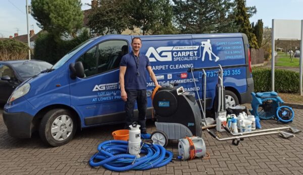 AG CARPET SPECIALIST (75) AG Carpet Specialist van with carpet cleaning equipment